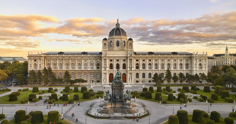 Top 10 Must-See Attractions in Vienna, Austria