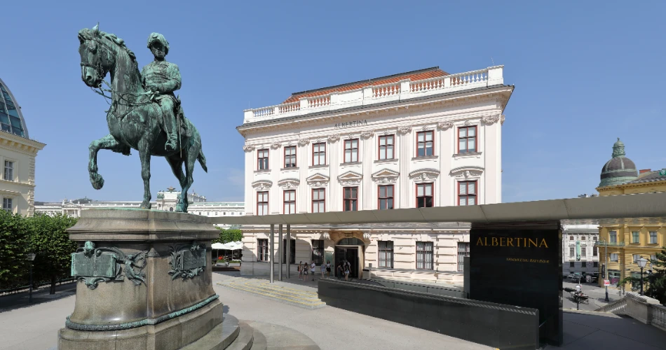 Top 10 Must-See Attractions in Vienna, Austria