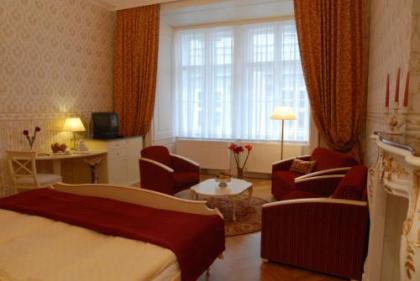 Pertschy Palais Hotel - image 19