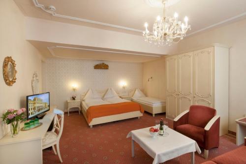 Pertschy Palais Hotel - image 3