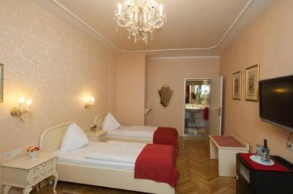 Pertschy Palais Hotel - image 9