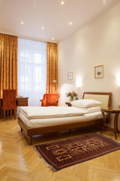 Hotel Kaiserin Elisabeth - image 2