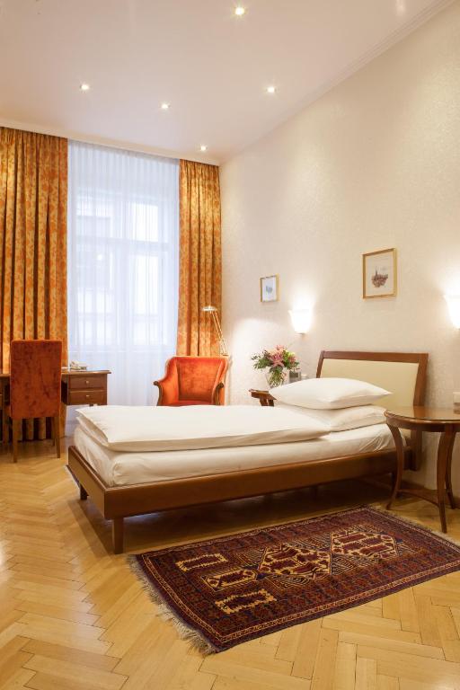 Hotel Kaiserin Elisabeth - image 2