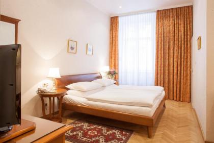 Hotel Kaiserin Elisabeth - image 3