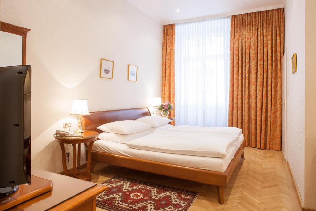 Hotel Kaiserin Elisabeth - image 3