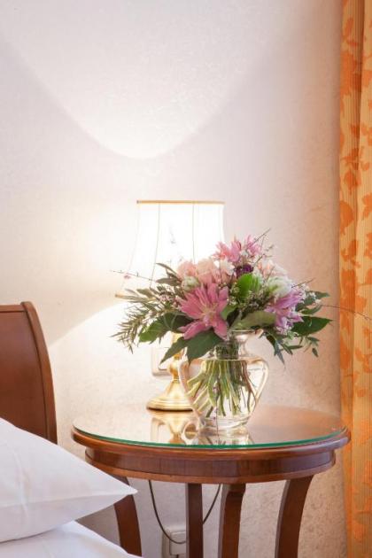 Hotel Kaiserin Elisabeth - image 4