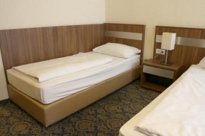Hotel Carina - image 12