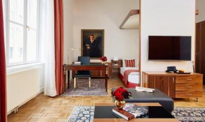 Derag Livinghotel An der Oper - image 2