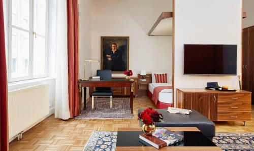 Derag Livinghotel An der Oper - image 2