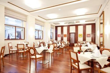 Graben Hotel - image 12