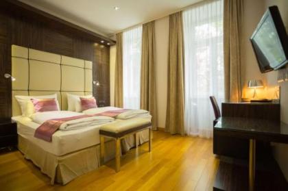 Best Western Plus Hotel Arcadia - image 1