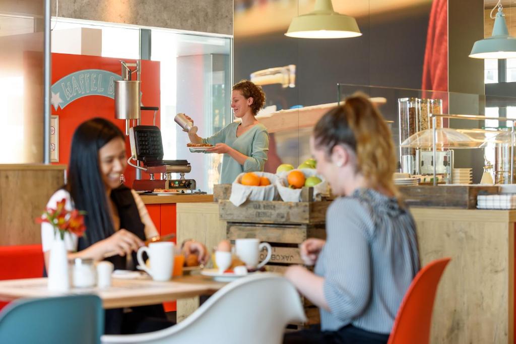 ibis Wien Hauptbahnhof - image 5