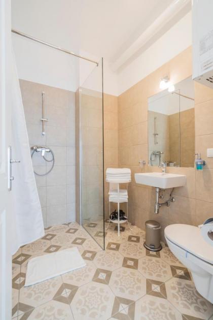 La Perla Vintage-Apartments - image 25