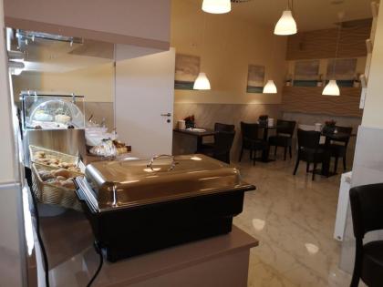 CH-Hostel - image 30