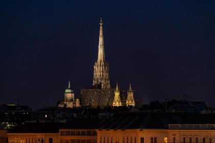 Skyflats Vienna Ring View - image 13