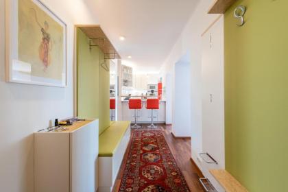 Skyflats Vienna Ring View - image 17