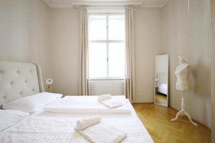 HeyMi Apartments Karlsplatz - image 30