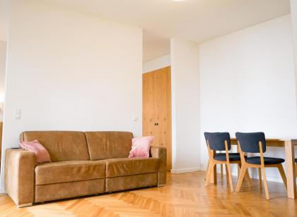 Nadland Apartments B7 - image 22