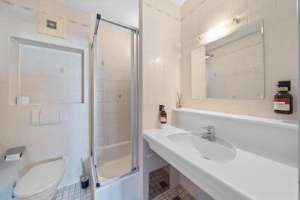 Flora Collection - image 28