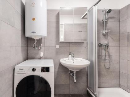 SKY9 Apartments Stadthalle - image 25