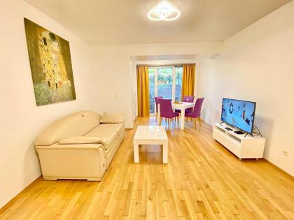 Pelikan Apartments - image 26