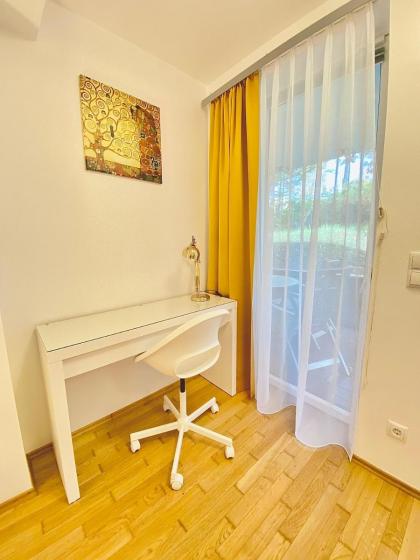 Pelikan Apartments - image 29