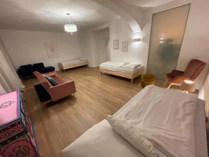 Der Salon Hostel - image 27